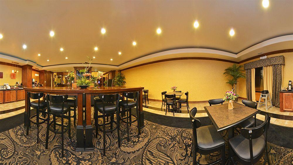 Comfort Suites Bay City Zewnętrze zdjęcie